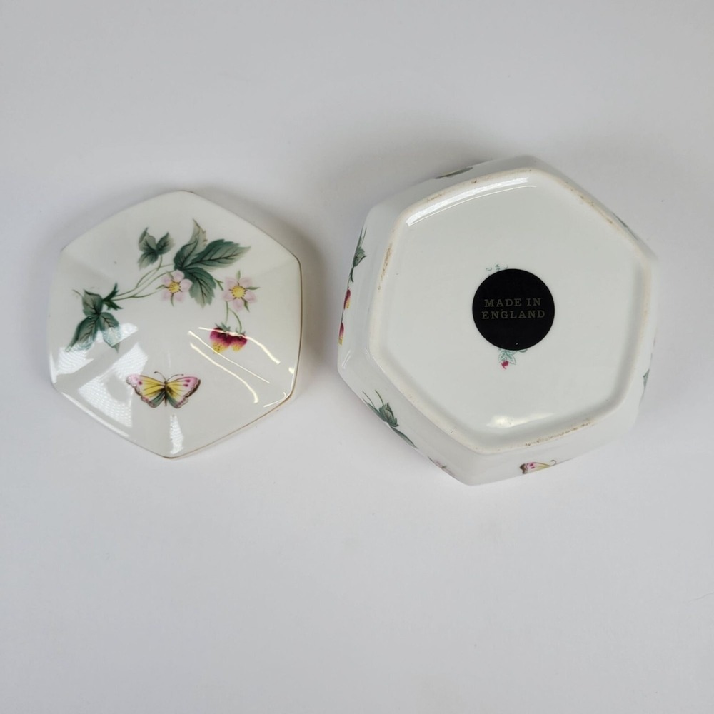 Vtg St. Michael Ashbourne Trinket Vanity Box Fine China Floral Butterfly Hexagon - Picture 4 of 9